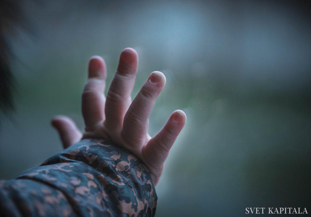 923669.max 1280x1280